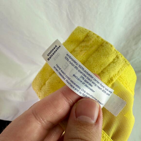 Cacique Women's 50D Unlined Balconette Strawberries Lace Embroidered Bra - Picture 4 of 12